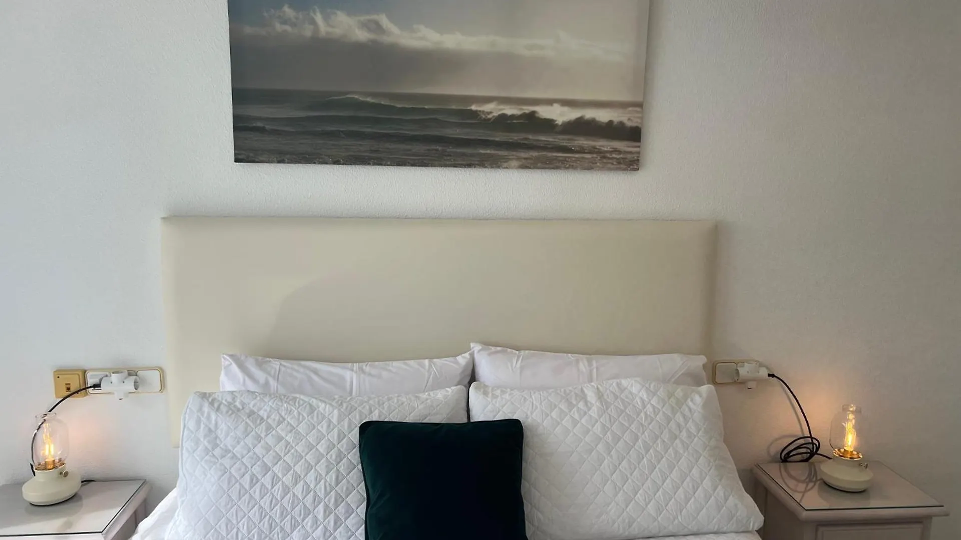 Atico Vistas Al Mar Golf ,Piscina Y Parking Albatros 2 Apartman Rincón de la Victoria